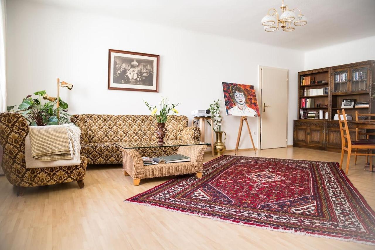 Big, Quiet, Central And Vintage Apartment Directly At The City Center, Close To Metro Viena Exterior foto